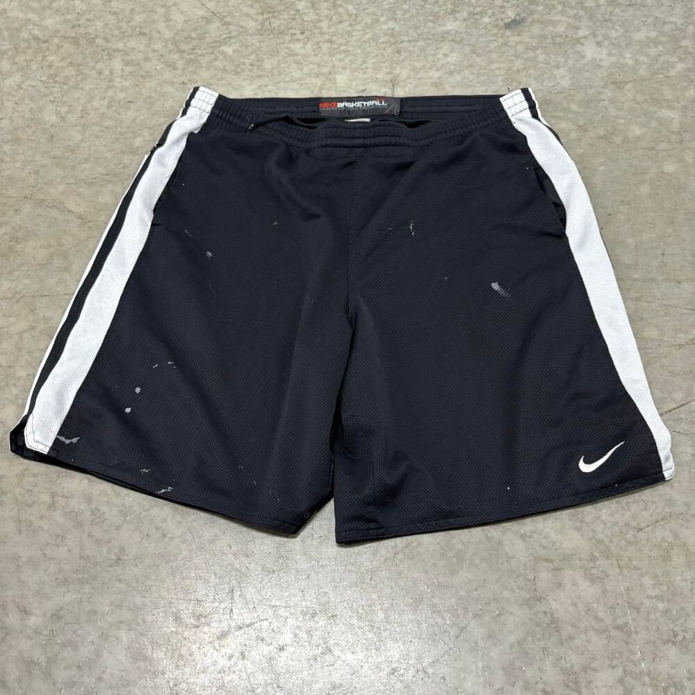 Nike Men's Black and Grey Shorts